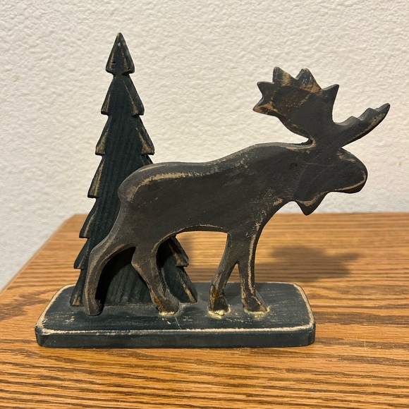 Rustic Black Moose and Tree Decor - Picture 3 of 9